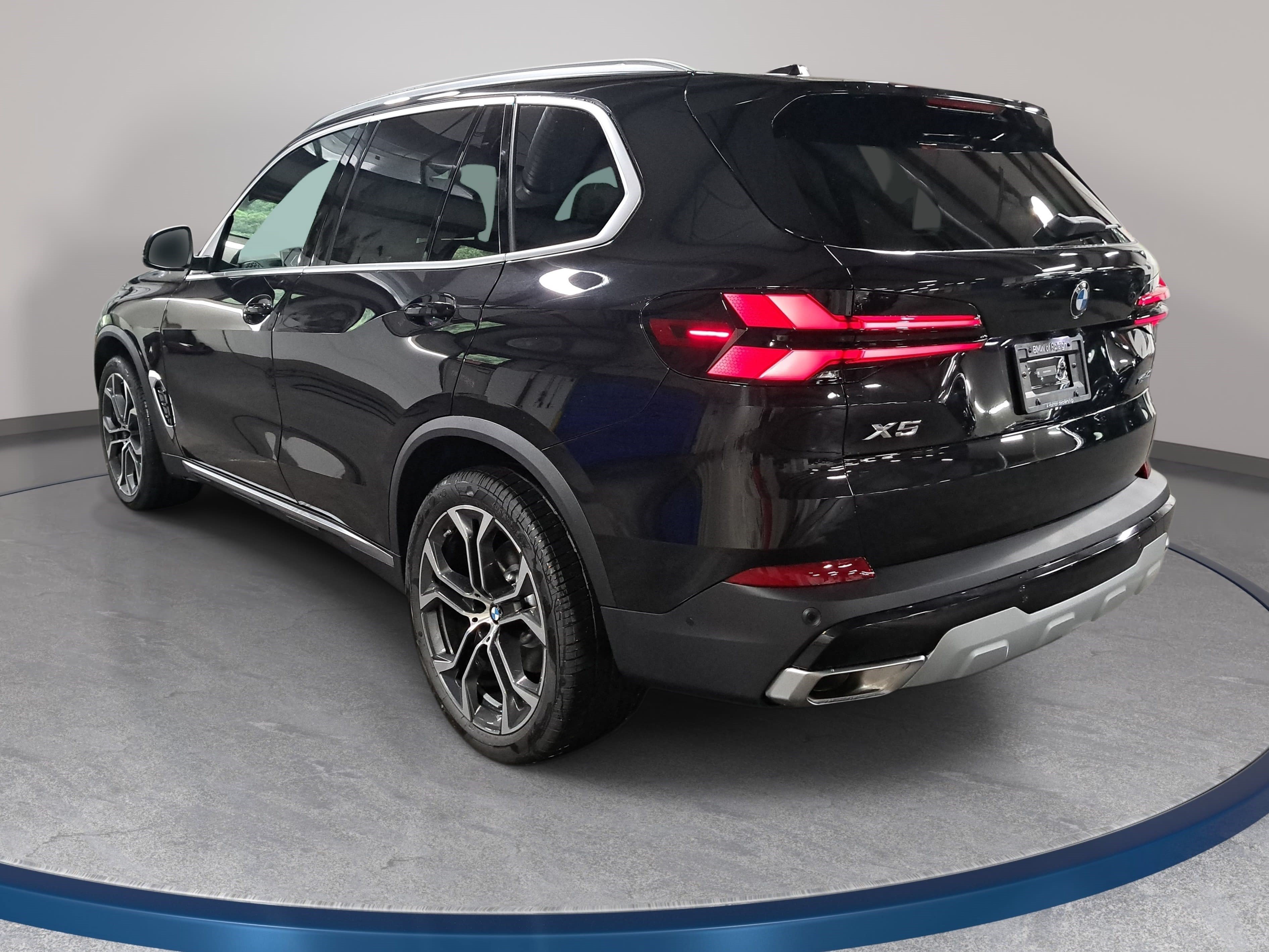 New 2026 BMW X5 xDrive40i w/ Climate Comfort Package AWD/4WD image 7