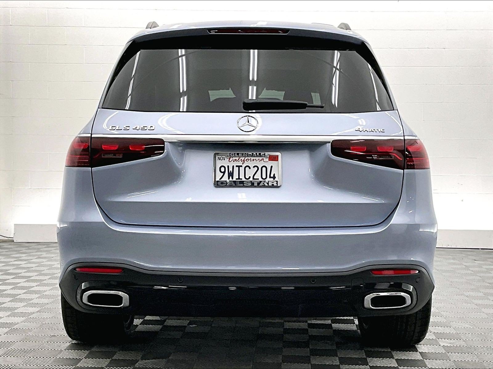 Used 2026 Mercedes-Benz GLS 450 4MATIC image 3