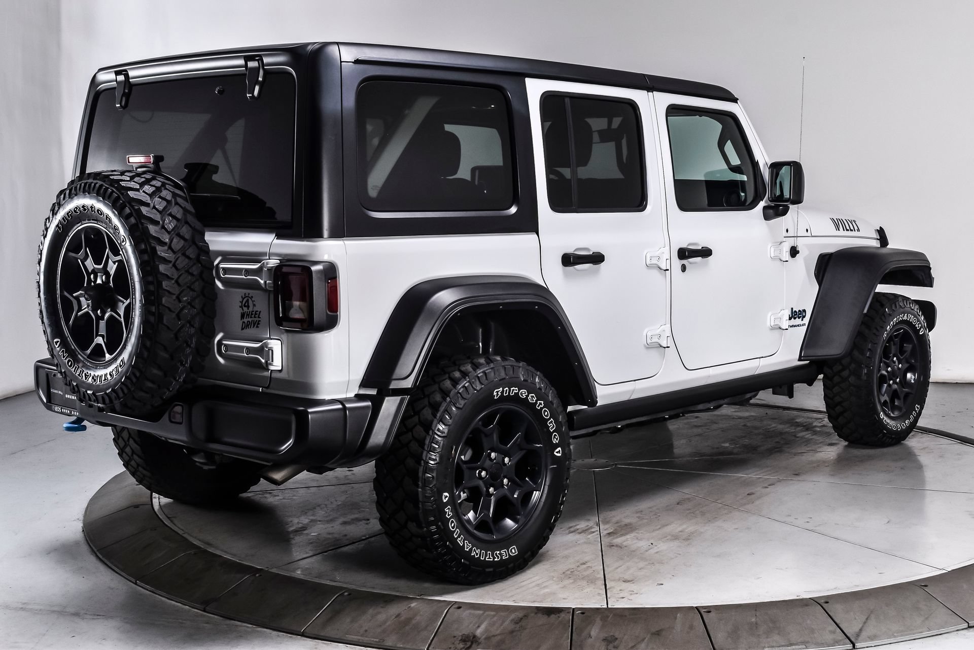 Used 2023 Jeep Wrangler Unlimited w/ Cold Weather Group AWD/4WD image 6