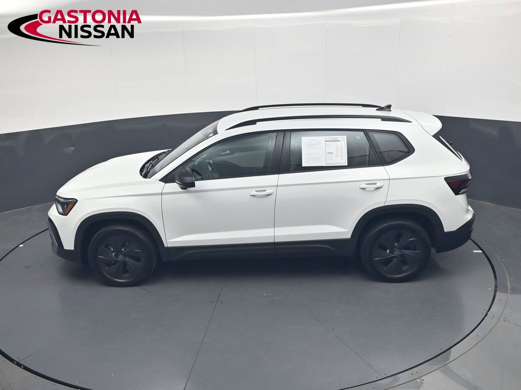 Used 2025 Volkswagen Taos S FWD image 31