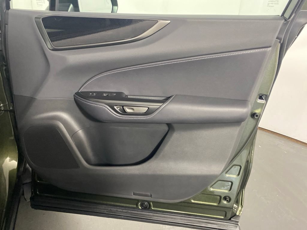 Certified 2025 Lexus NX 250 FWD w/ Accessory Package (K3) image 32