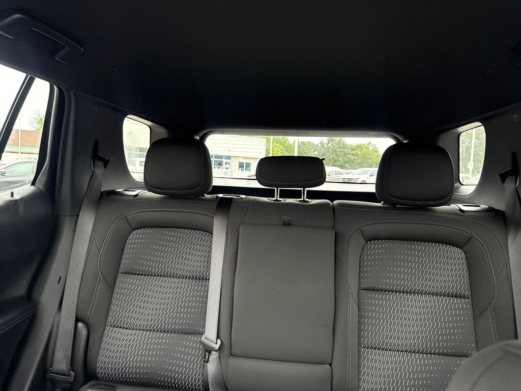Used 2026 Chevrolet Equinox LT AWD/4WD image 41