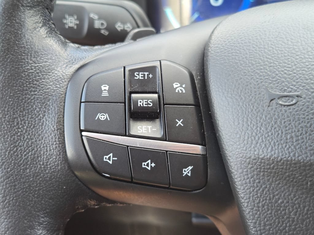 Used 2020 Ford Escape Titanium AWD/4WD image 23
