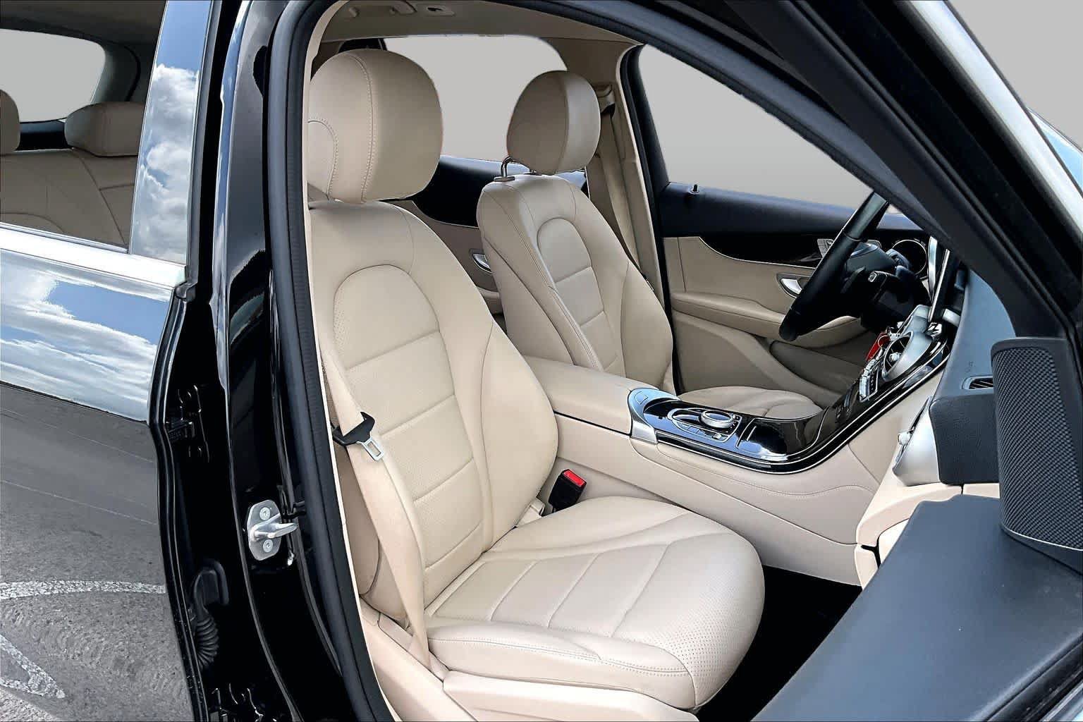 Used 2019 Mercedes-Benz GLC 300 image 9