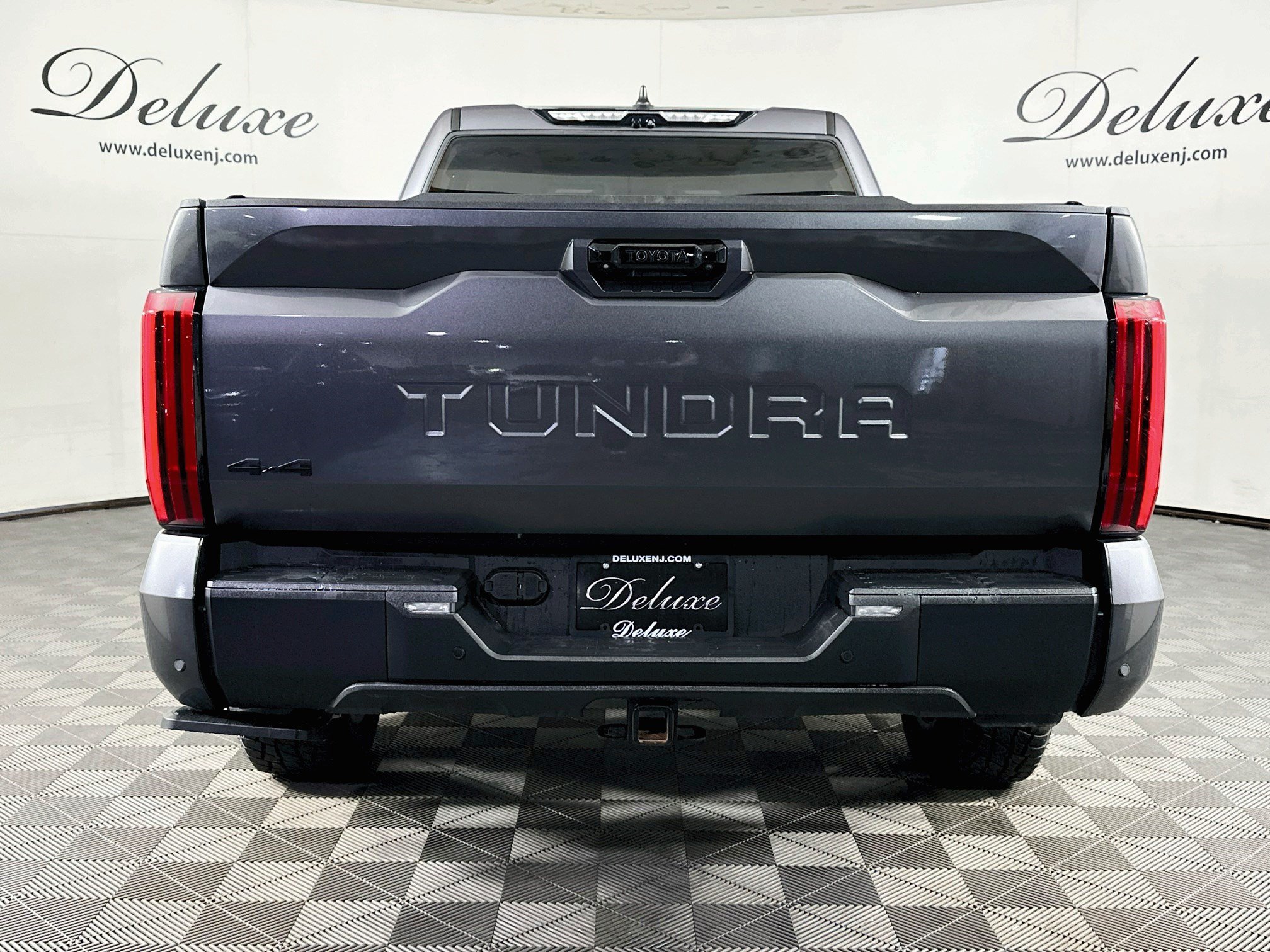 Used 2024 Toyota Tundra Limited w/ TRD Off-Road Package AWD/4WD image 5