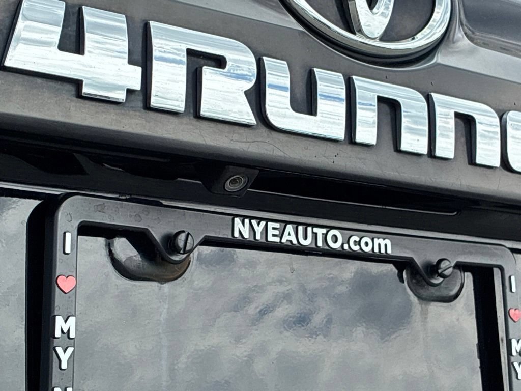 Used 2020 Toyota 4Runner TRD Off-Road Premium w/ Moonroof Package AWD/4WD image 43