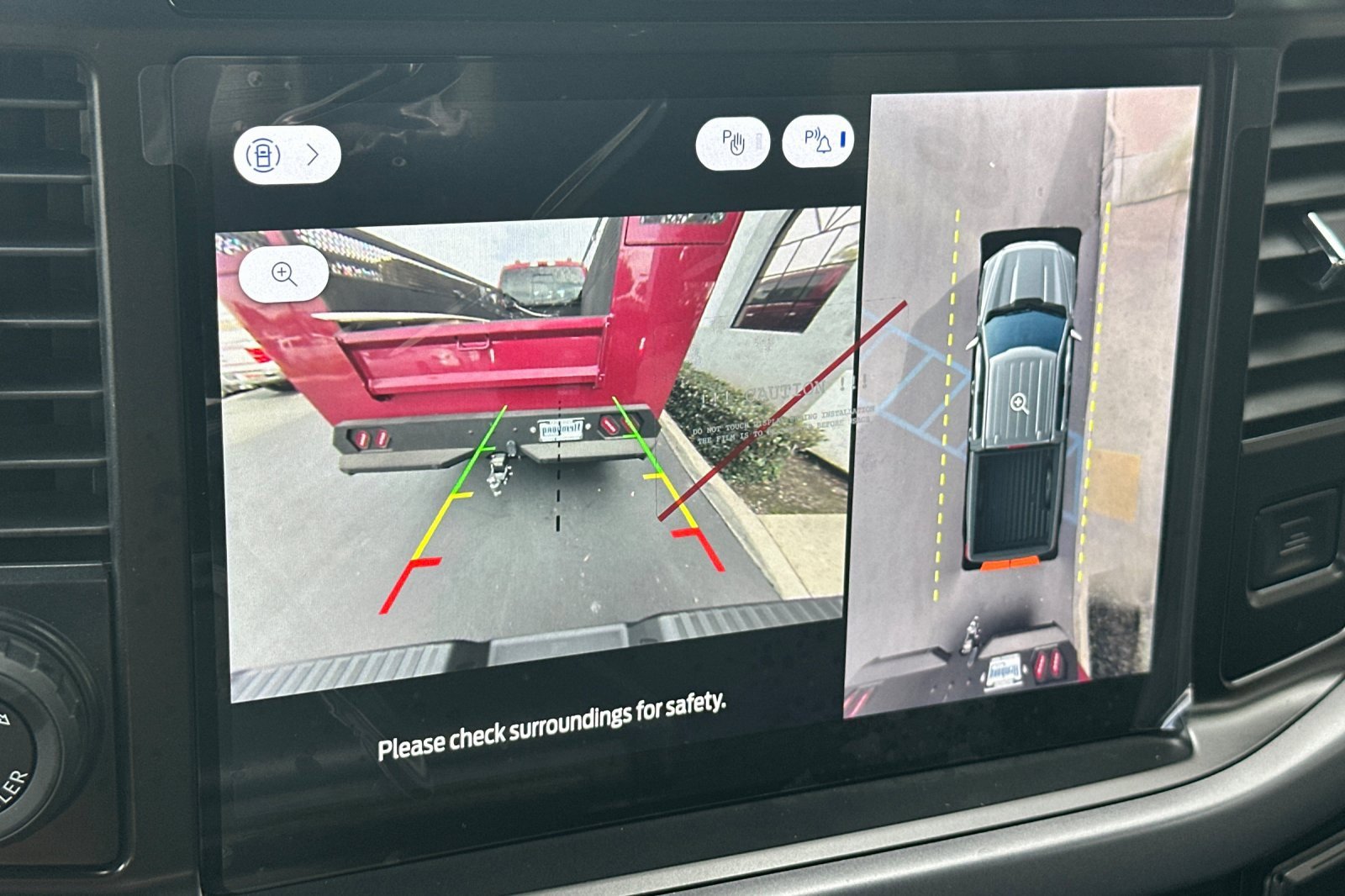 New 2025 Ford F150 XLT w/ Equipment Group 302A MID image 19