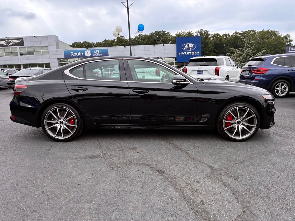 Used 2025 Genesis G70 2.5T AWD/4WD image 8