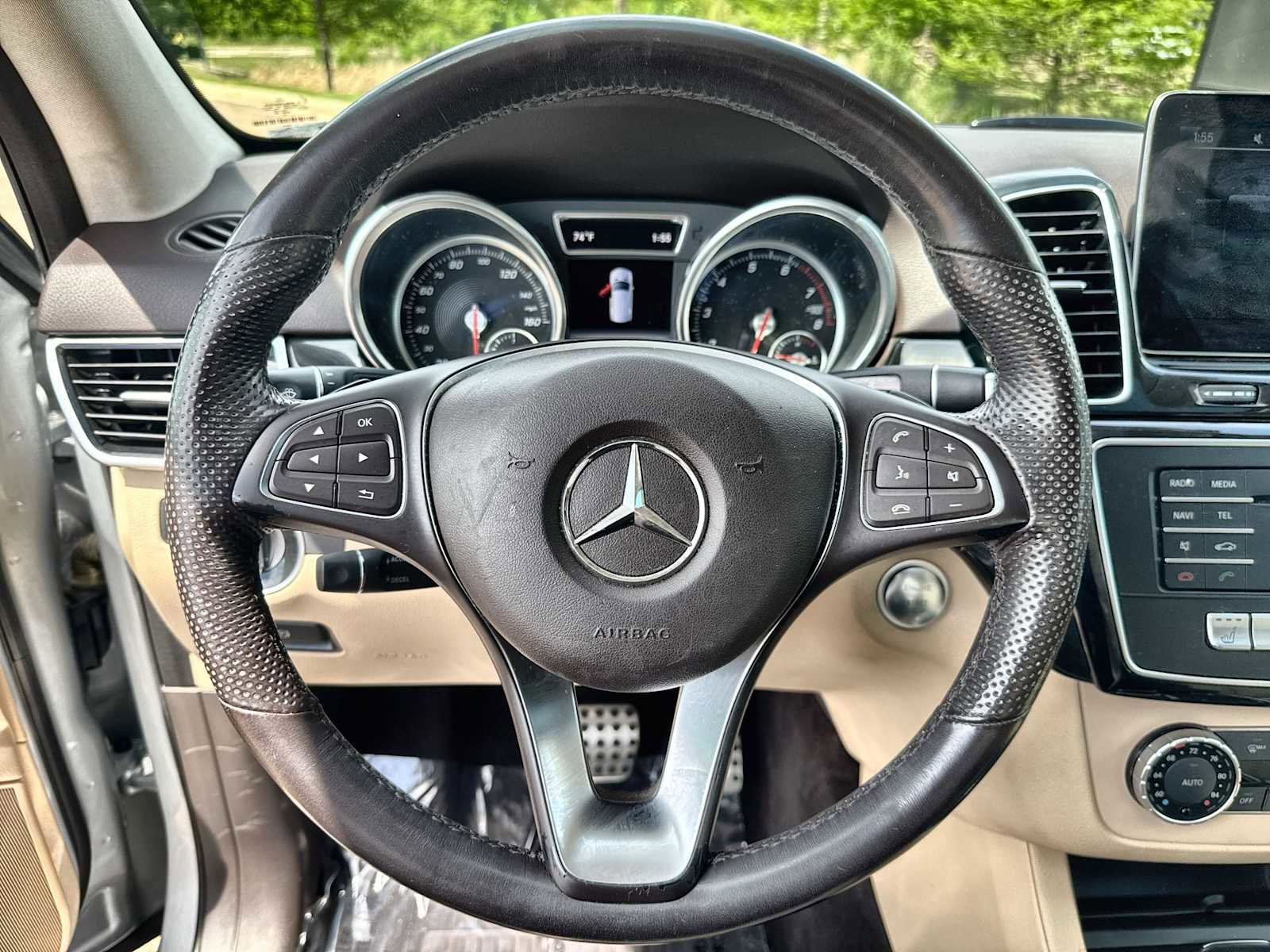 Used 2019 Mercedes-Benz GLE 400 4MATIC image 21