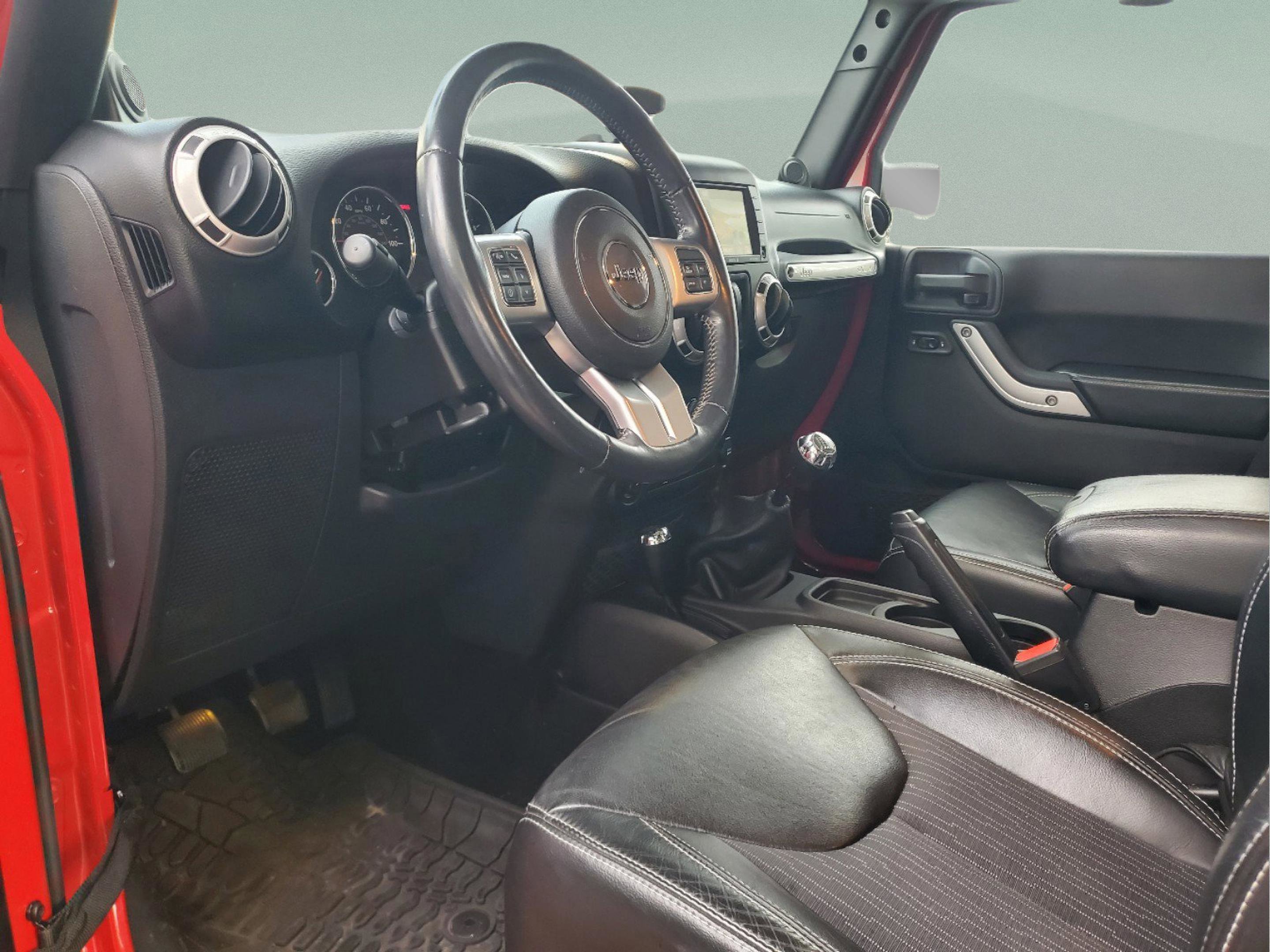 Used 2014 Jeep Wrangler Freedom Edition image 25