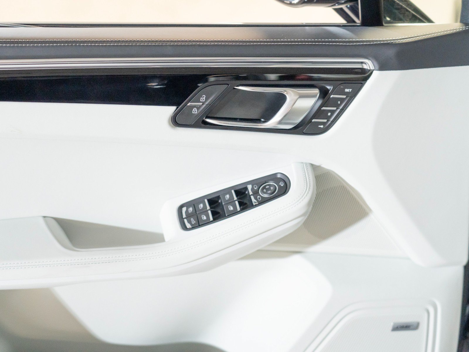 New 2026 Porsche Macan S AWD/4WD image 18