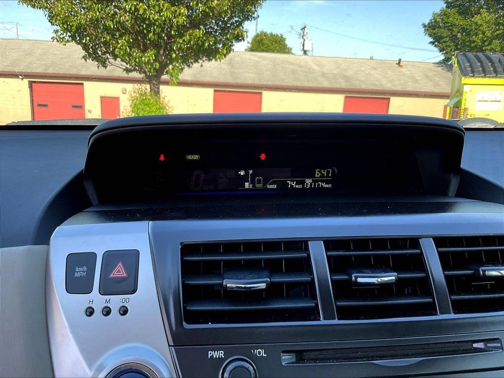 Used 2013 Toyota Prius V Three FWD image 13