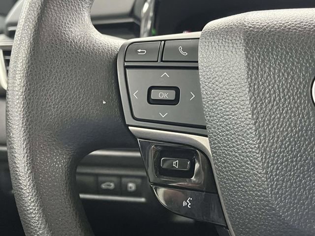 Used 2025 Toyota Camry LE FWD image 28