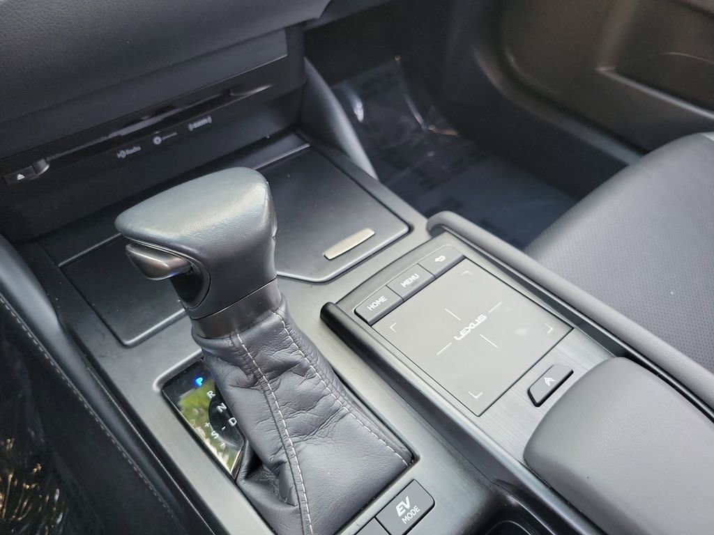 Used 2020 Lexus ES 300h w/ Accessory Package 2 image 15