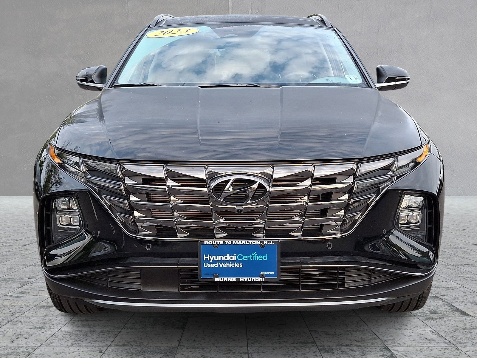 Certified 2023 Hyundai Tucson Limited w/ Cargo Package AWD/4WD image 2