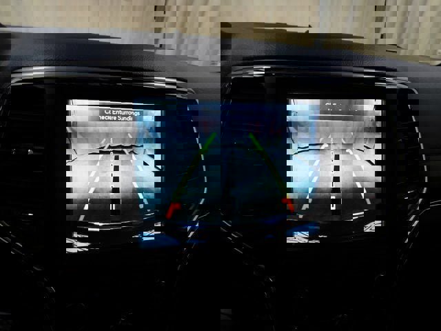 Used 2018 Jeep Grand Cherokee Limited w/ Luxury Group II image 34