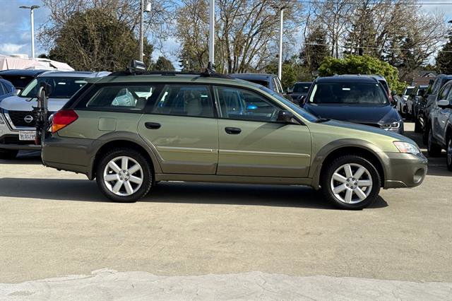 Used 2006 Subaru Outback 2.5i image 2