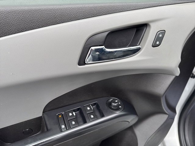Used 2020 Chevrolet Sonic LT image 18