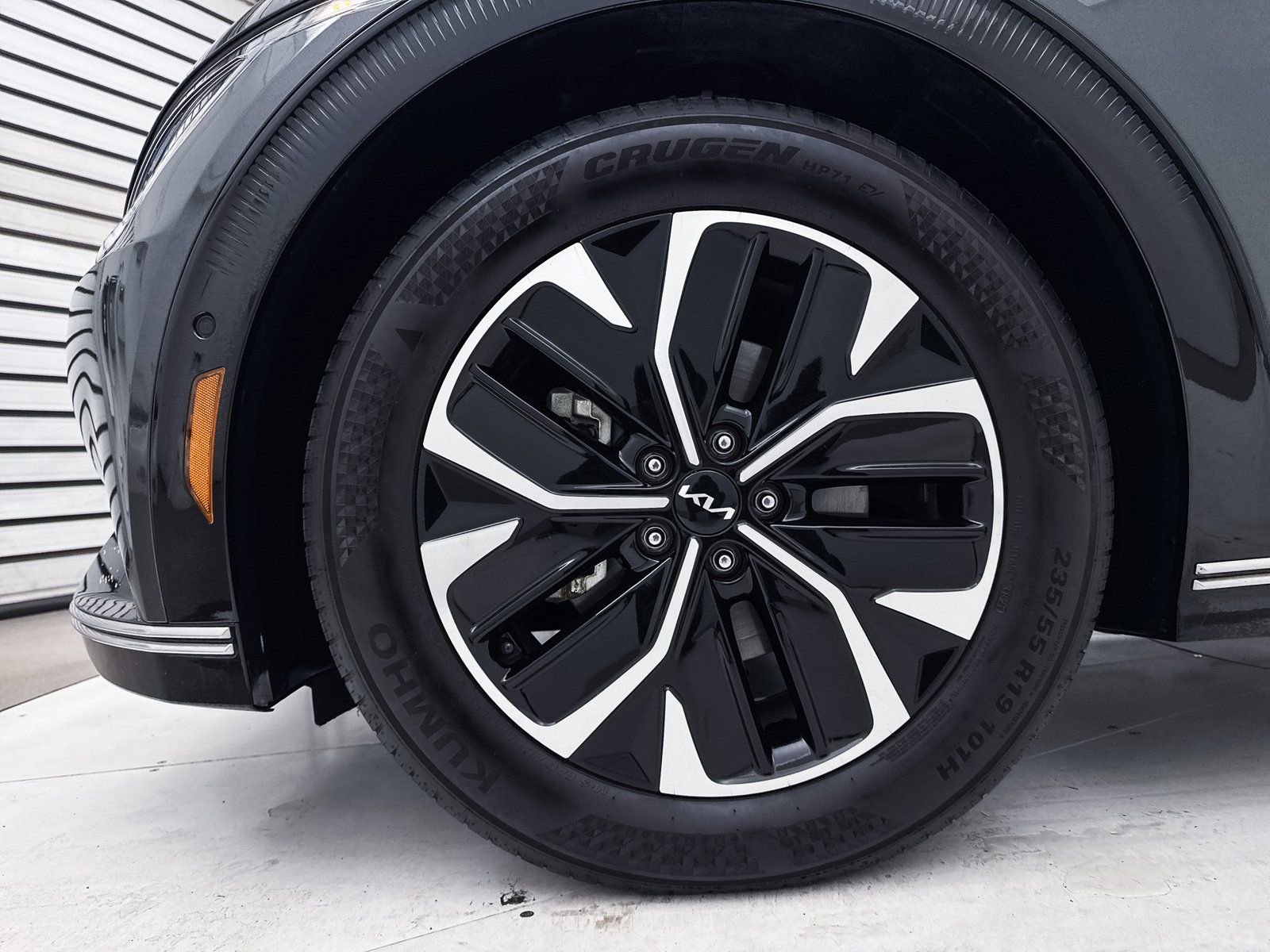 Used 2023 Kia EV6 Wind w/ Wind Technology Package image 14