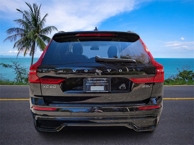New 2025 Volvo XC60 B5 Plus w/ Climate Package image 4