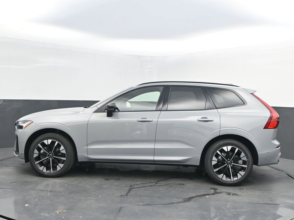 New 2026 Volvo XC60 B5 Plus w/ Protection Package Premier image 4