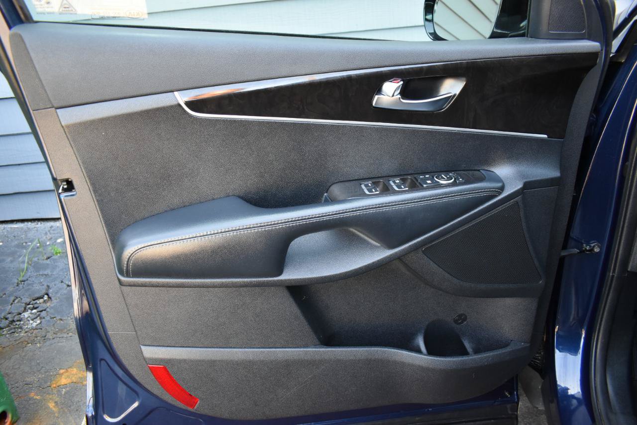 Used 2016 Kia Sorento FWD image 37