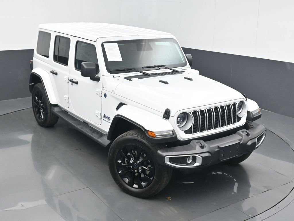 Used 2025 Jeep Wrangler Unlimited Sahara image 36