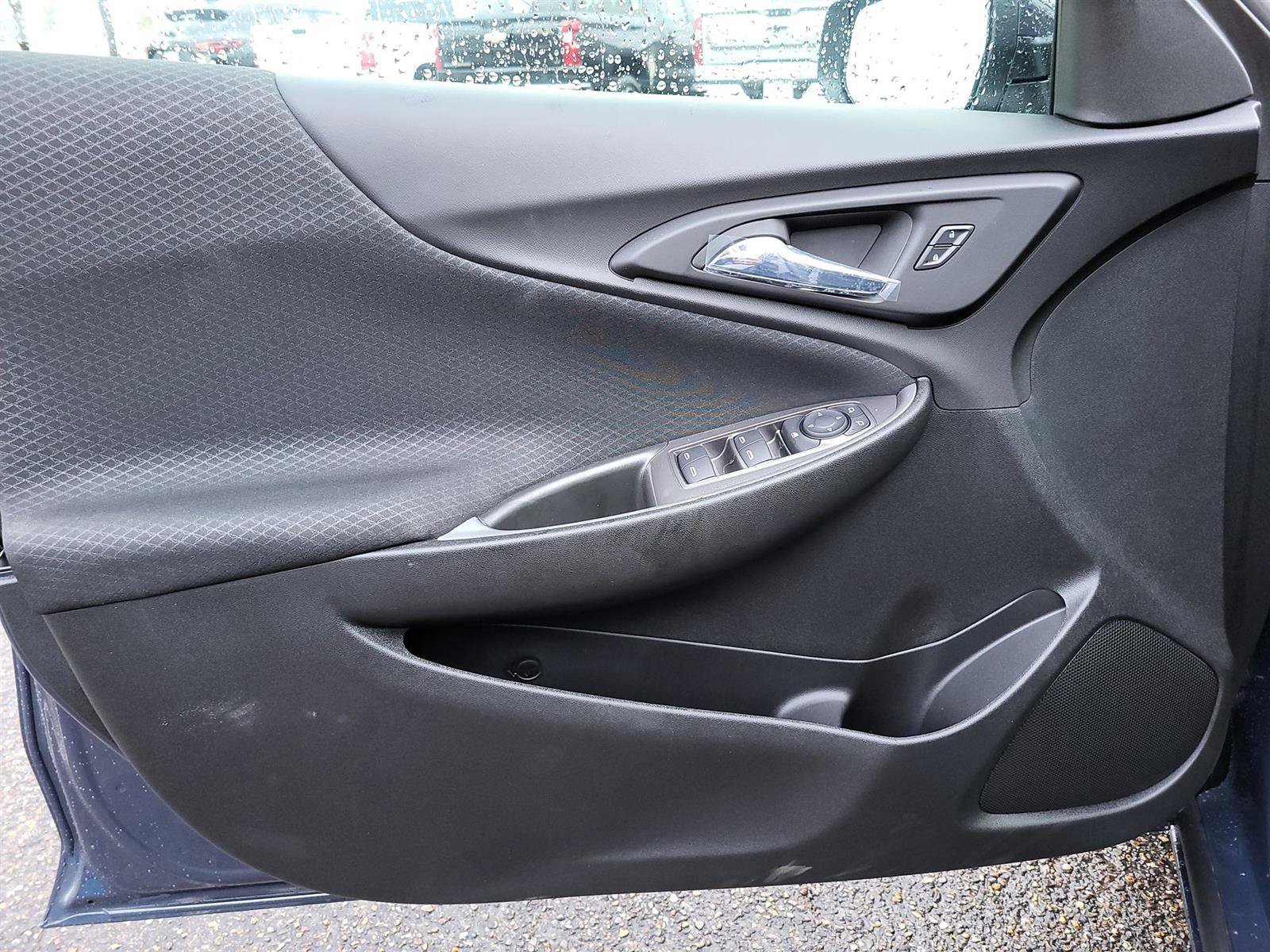 New 2025 Chevrolet Malibu LS w/ LPO, Floor Liner Package FWD image 21