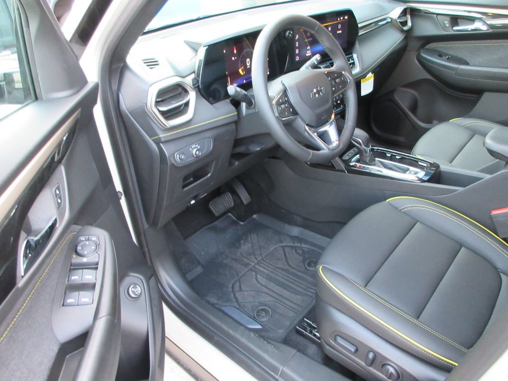 New 2026 Chevrolet TrailBlazer ACTIV w/ Convenience Package FWD image 13