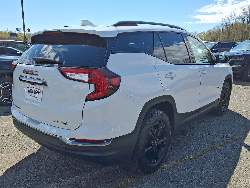 Used 2022 GMC Terrain AT4 w/ LPO, Floor Liner Package AWD/4WD image 56
