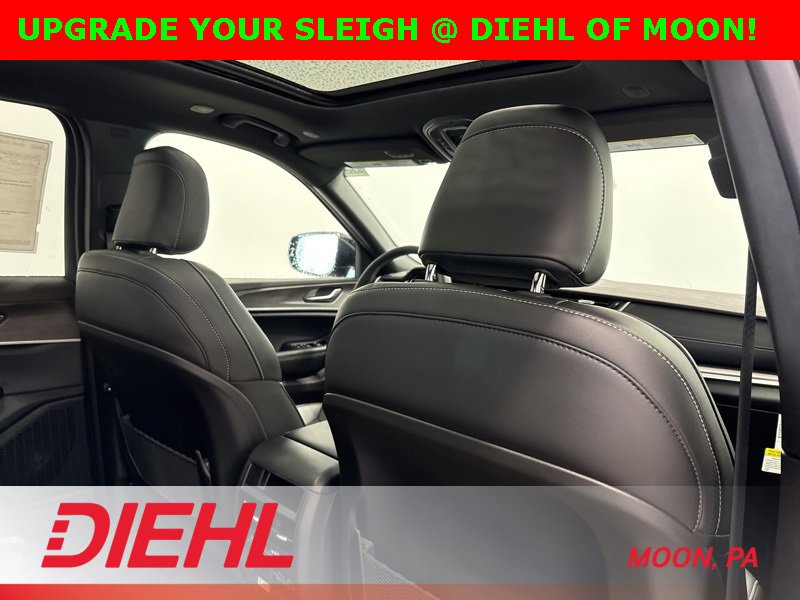 New 2025 Jeep Grand Cherokee Limited w/ Trailer Tow Package image 13