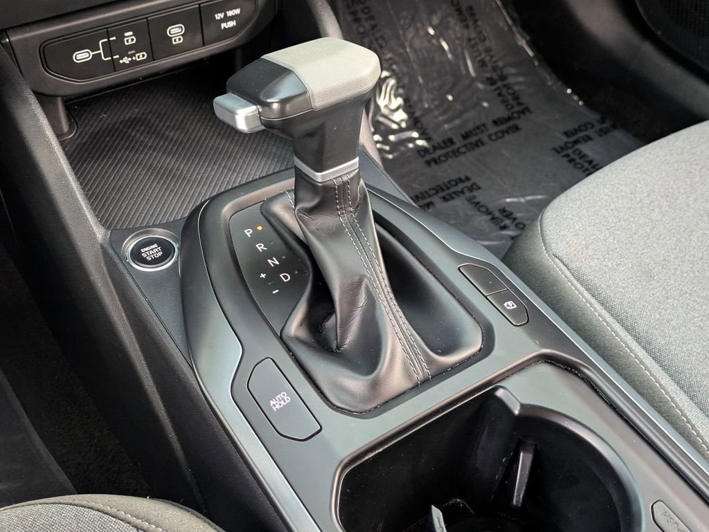 Used 2025 Kia K4 LXS image 18