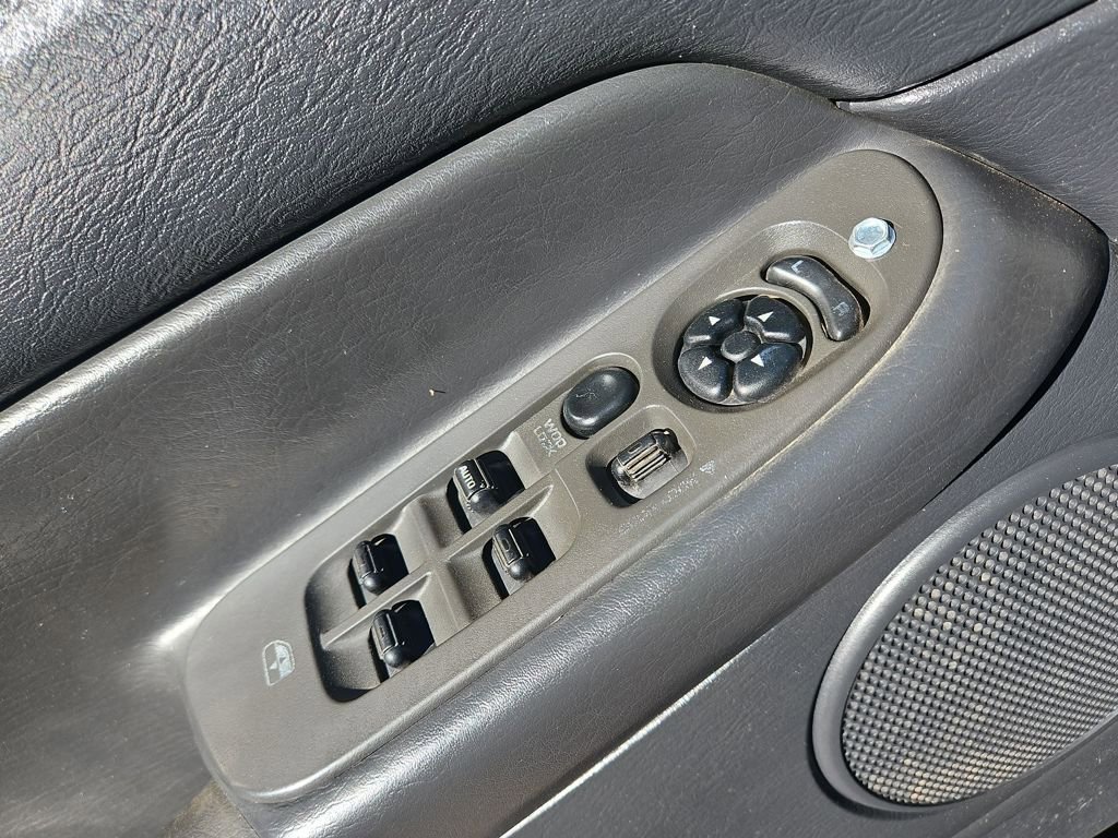 Used 2003 Dodge Ram 3500 Truck SLT image 11