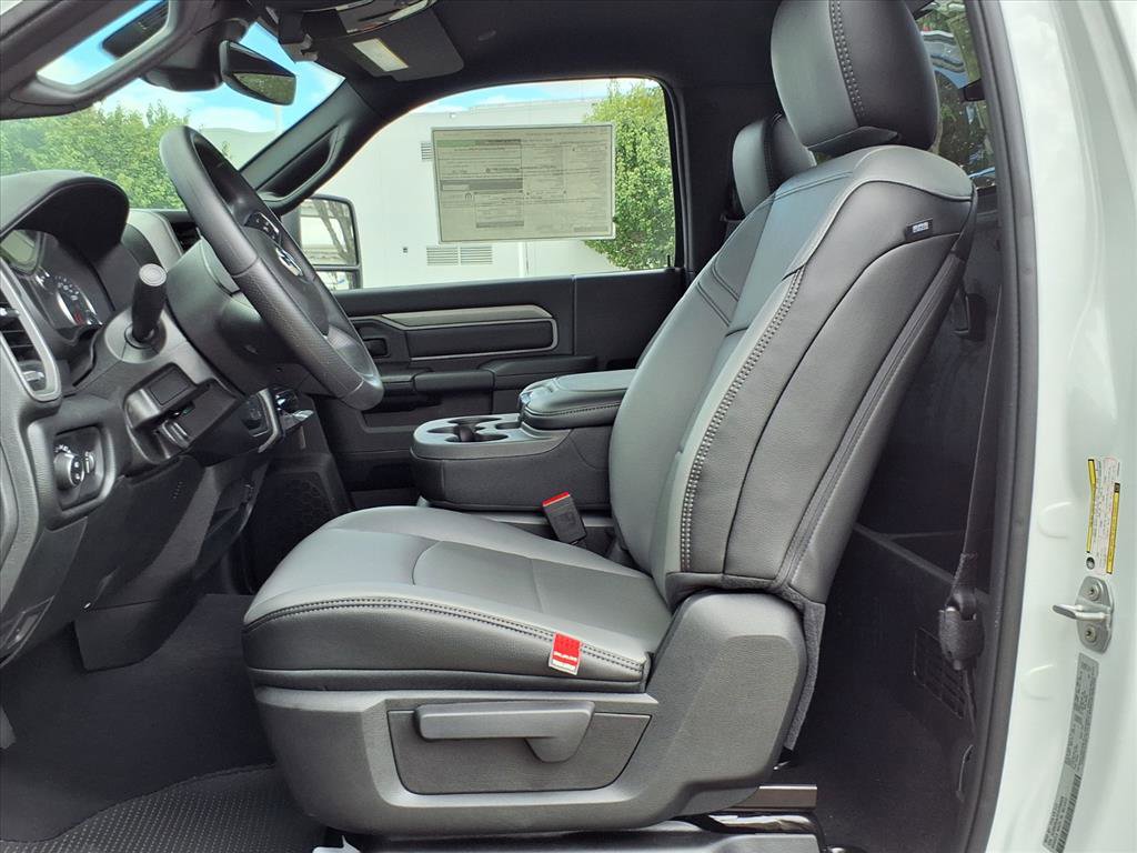 New 2026 RAM 2500 Tradesman AWD/4WD image 12