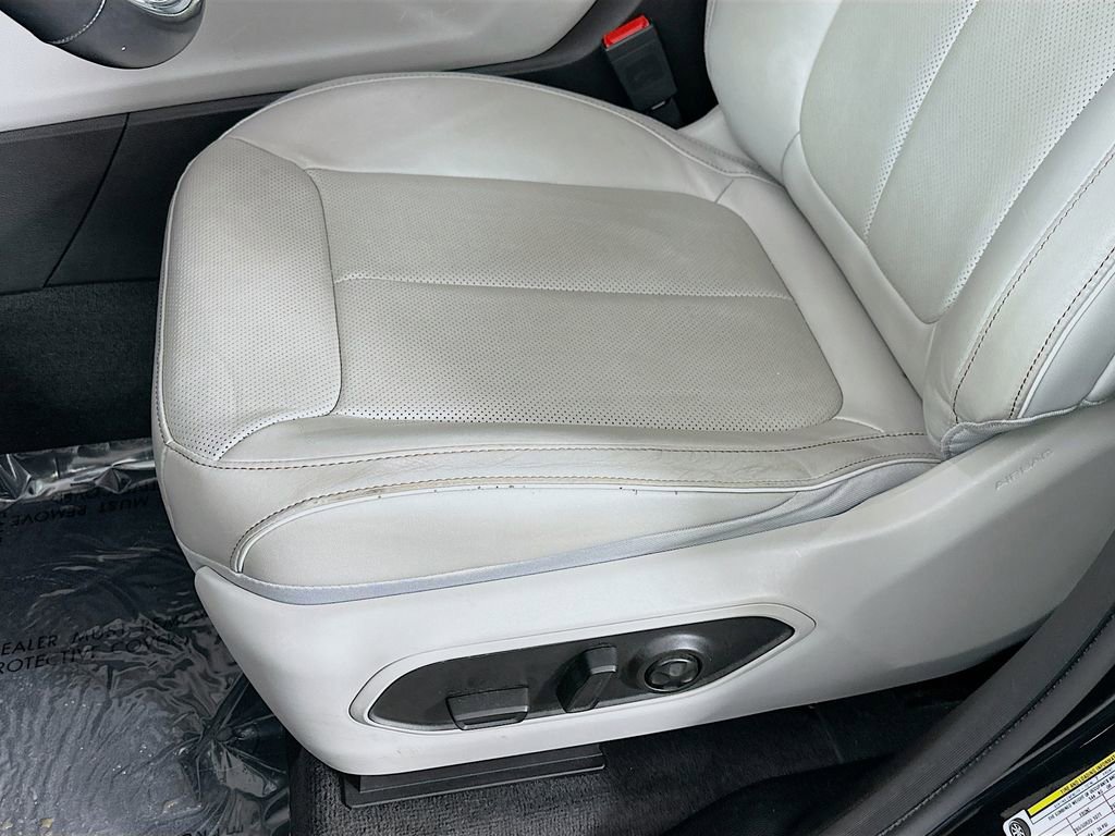 Certified 2021 Jeep Grand Cherokee L Overland image 31