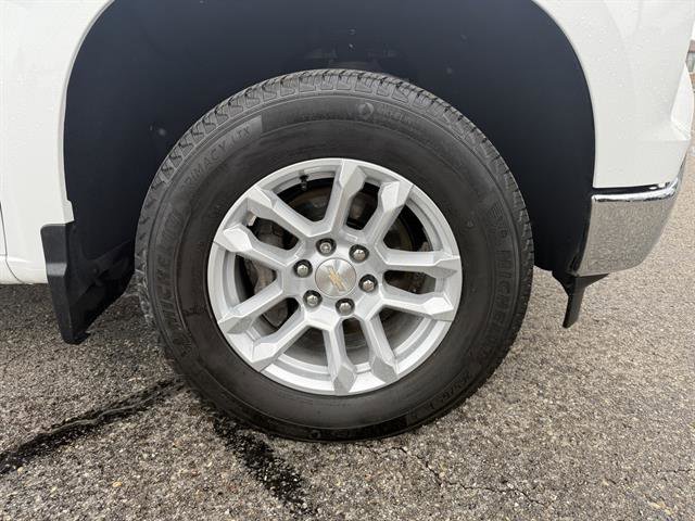Used 2022 Chevrolet Silverado 1500 LT image 10