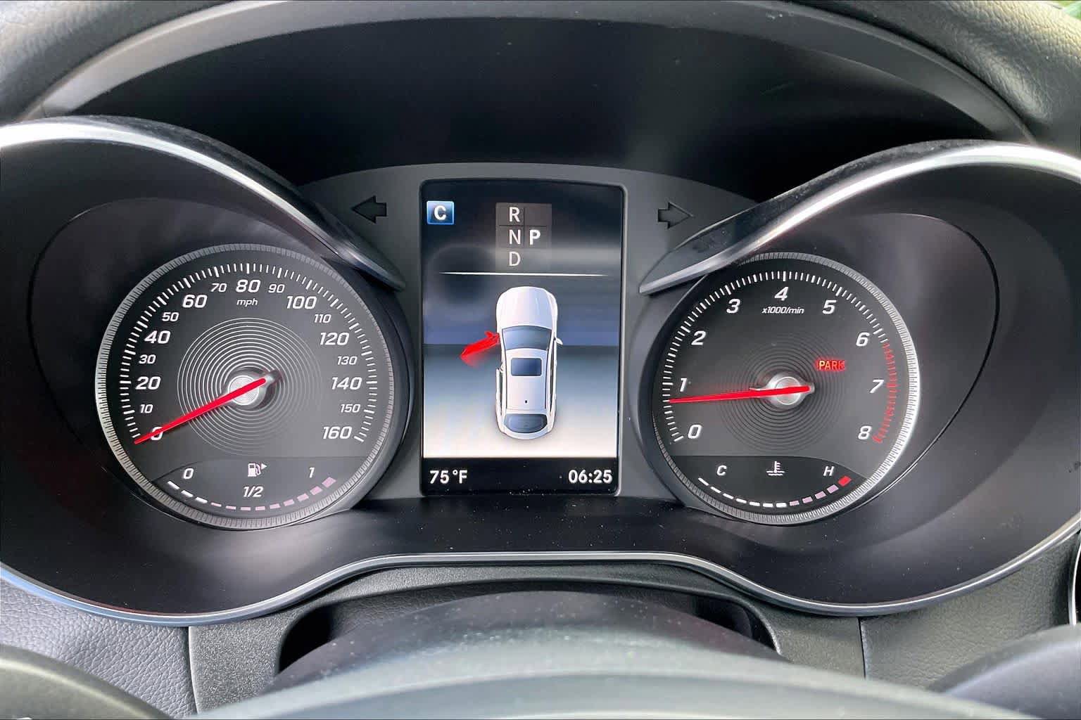Used 2019 Mercedes-Benz GLC 300 4MATIC Coupe image 25