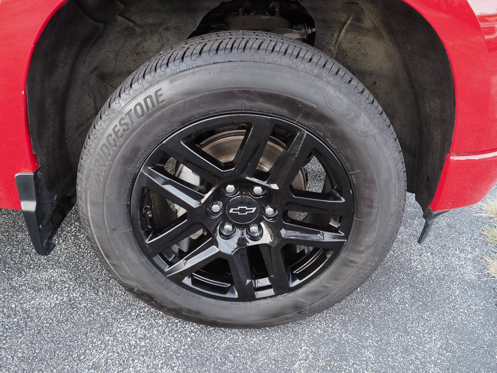 Certified 2024 Chevrolet Silverado 1500 Custom w/ LPO, Dark Essentials Package AWD/4WD image 32
