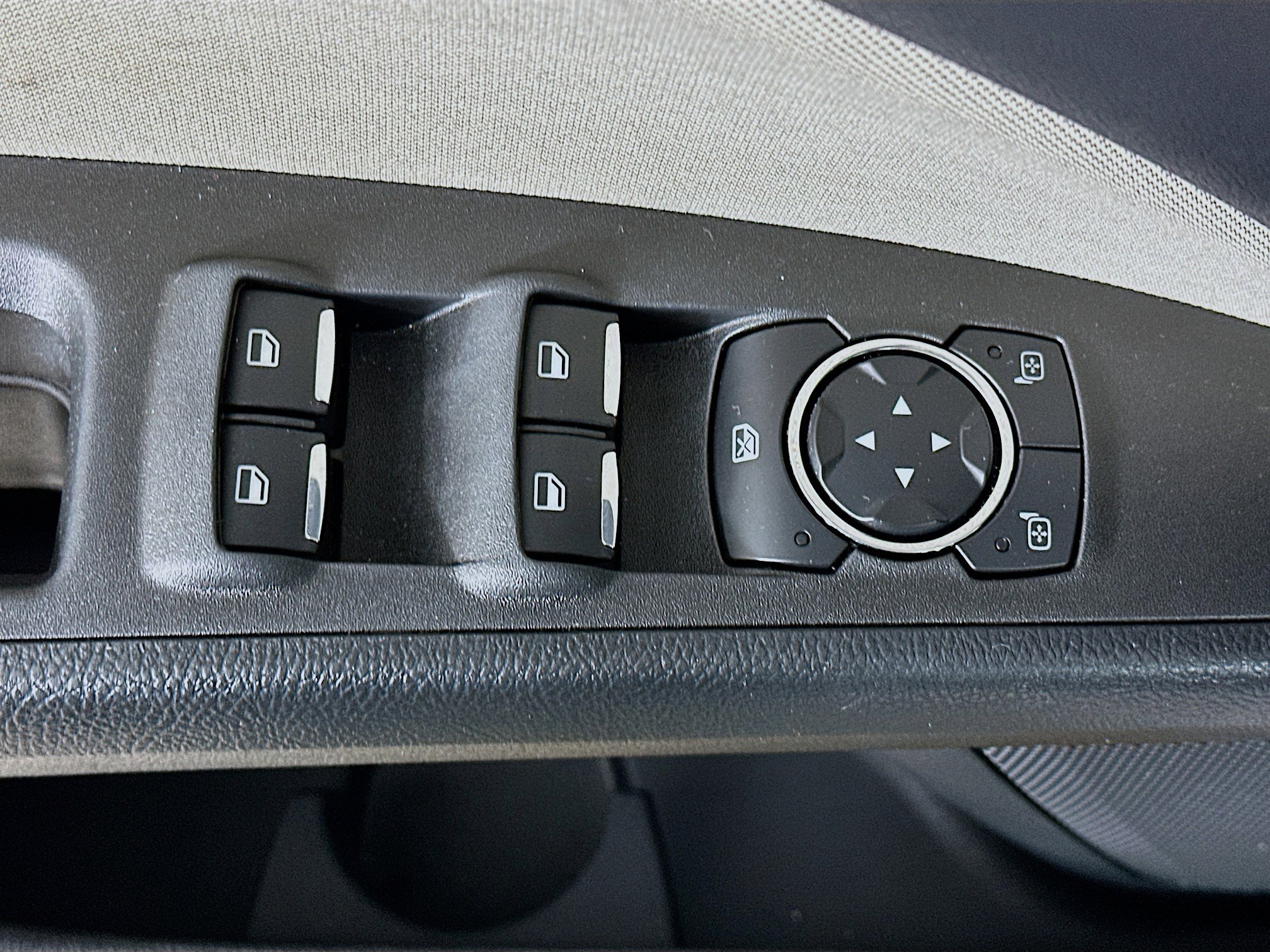 Used 2018 Ford Fusion S image 15