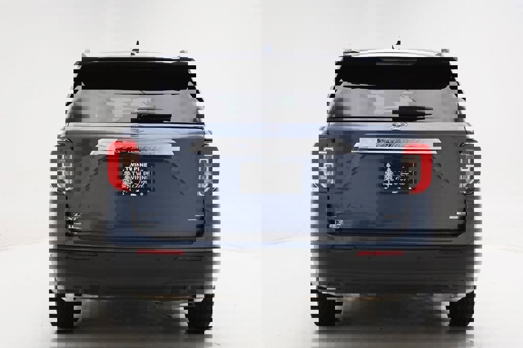 Used 2020 Ford Explorer XLT image 8