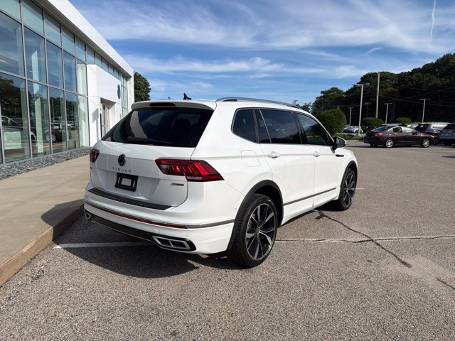 Certified 2023 Volkswagen Tiguan SEL R-Line AWD/4WD image 3