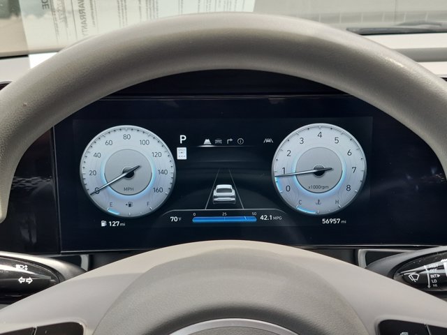 Used 2024 Hyundai Elantra SEL FWD image 11