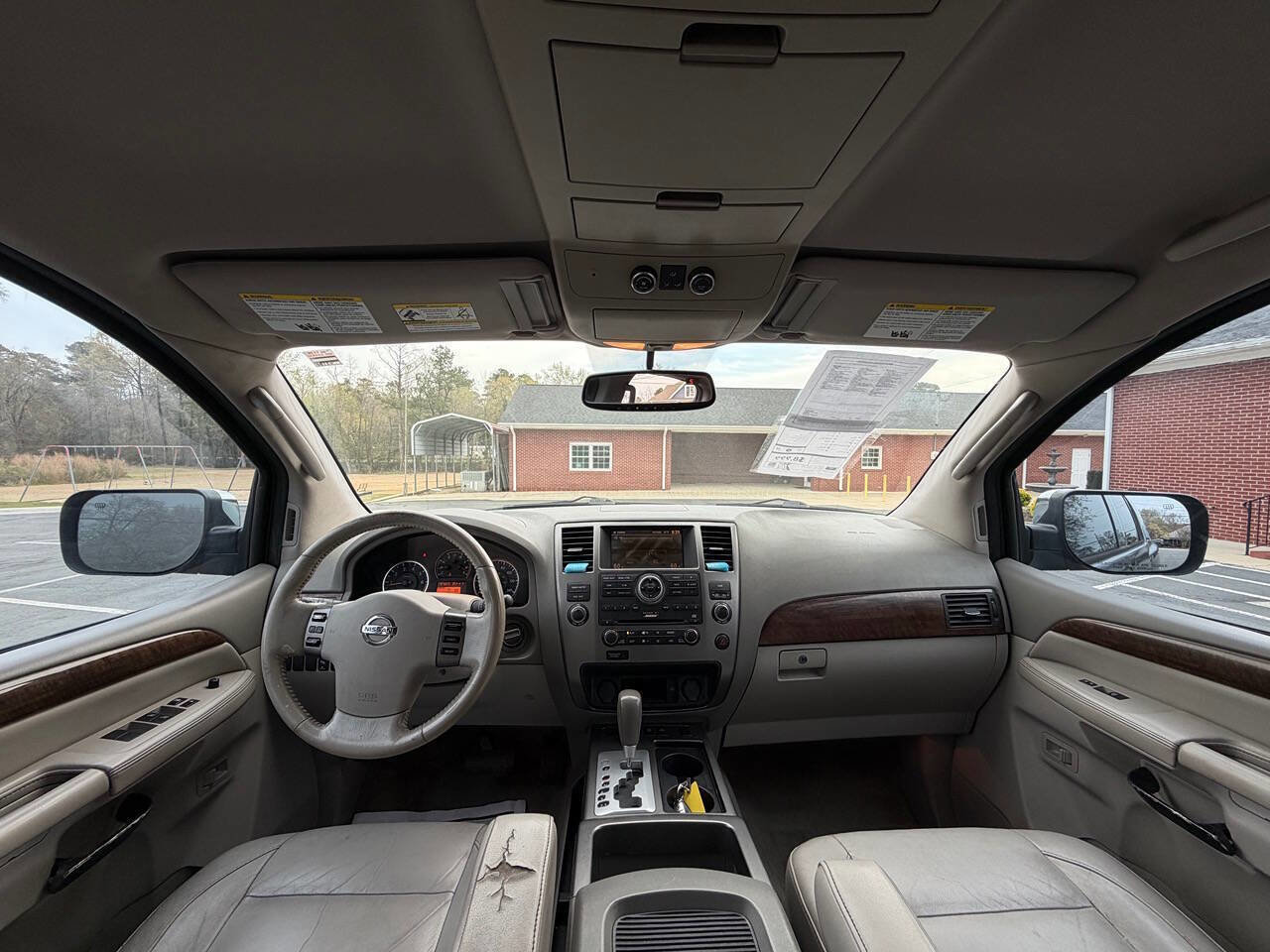 Used 2010 Nissan Armada Titanium RWD image 15