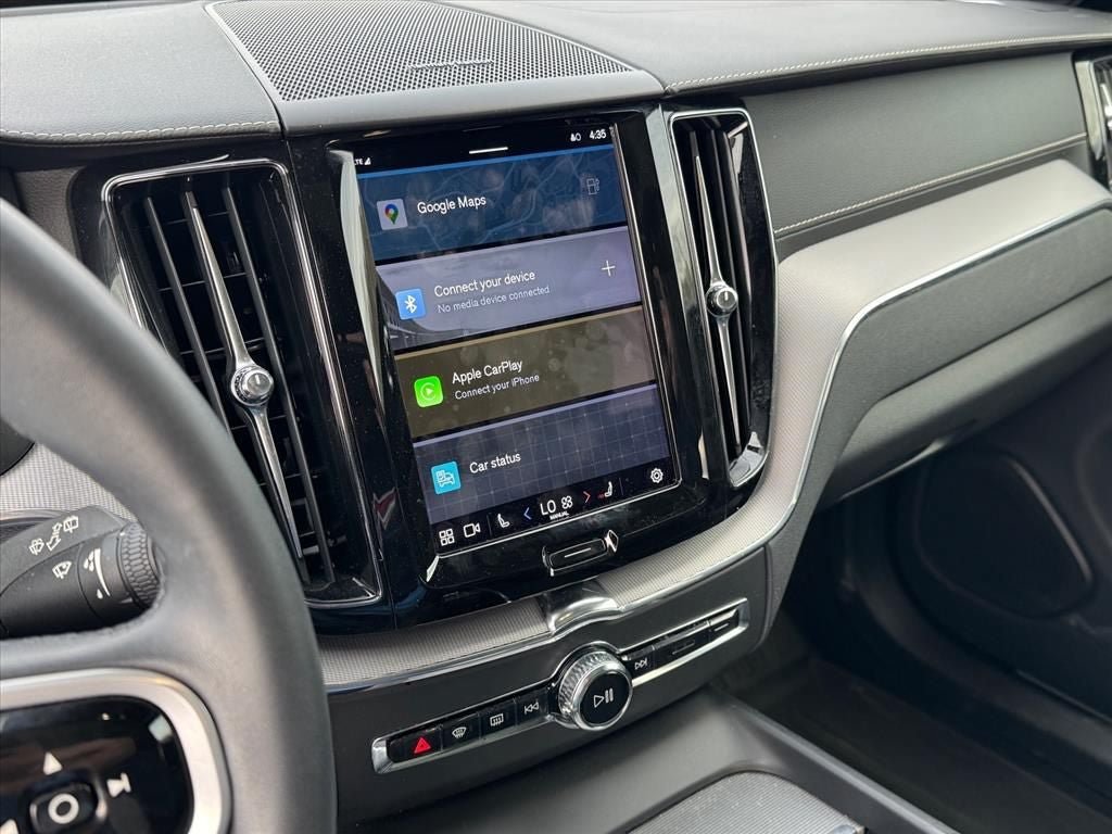 Used 2022 Volvo XC60 T8 R-Design w/ Advanced Package image 22