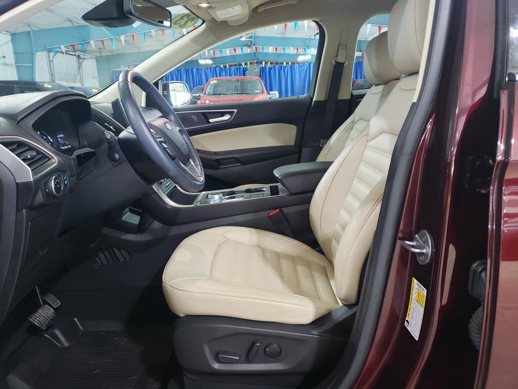 Used 2023 Ford Edge SEL w/ Convenience Package image 10