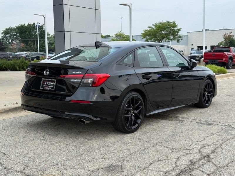 Used 2023 Honda Civic Sport image 3