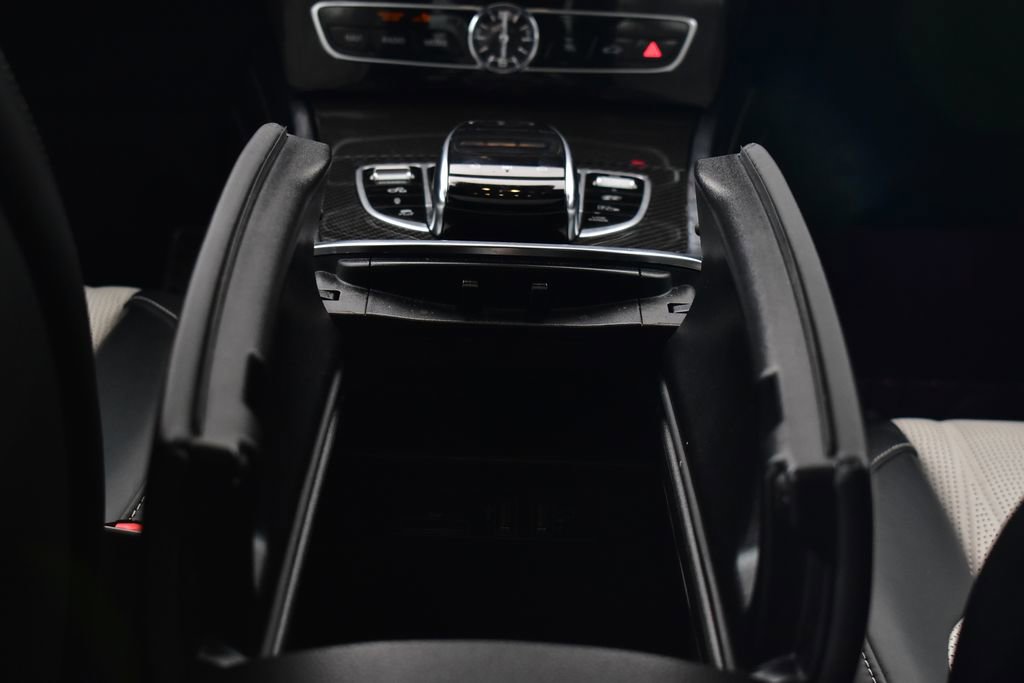 Certified 2022 Mercedes-Benz G 63 AMG 4MATIC image 33