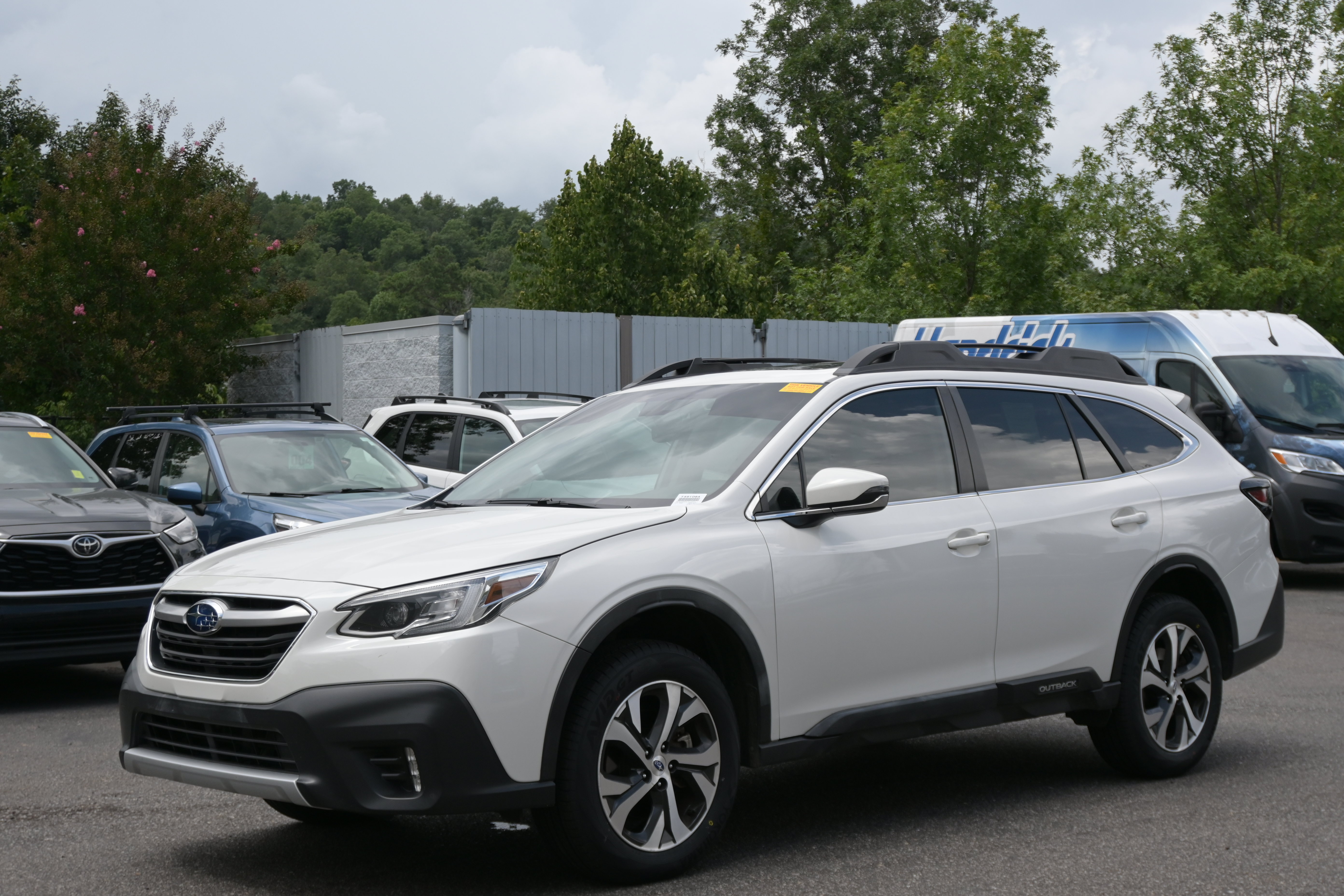 Used 2020 Subaru Outback Limited XT AWD/4WD image 5
