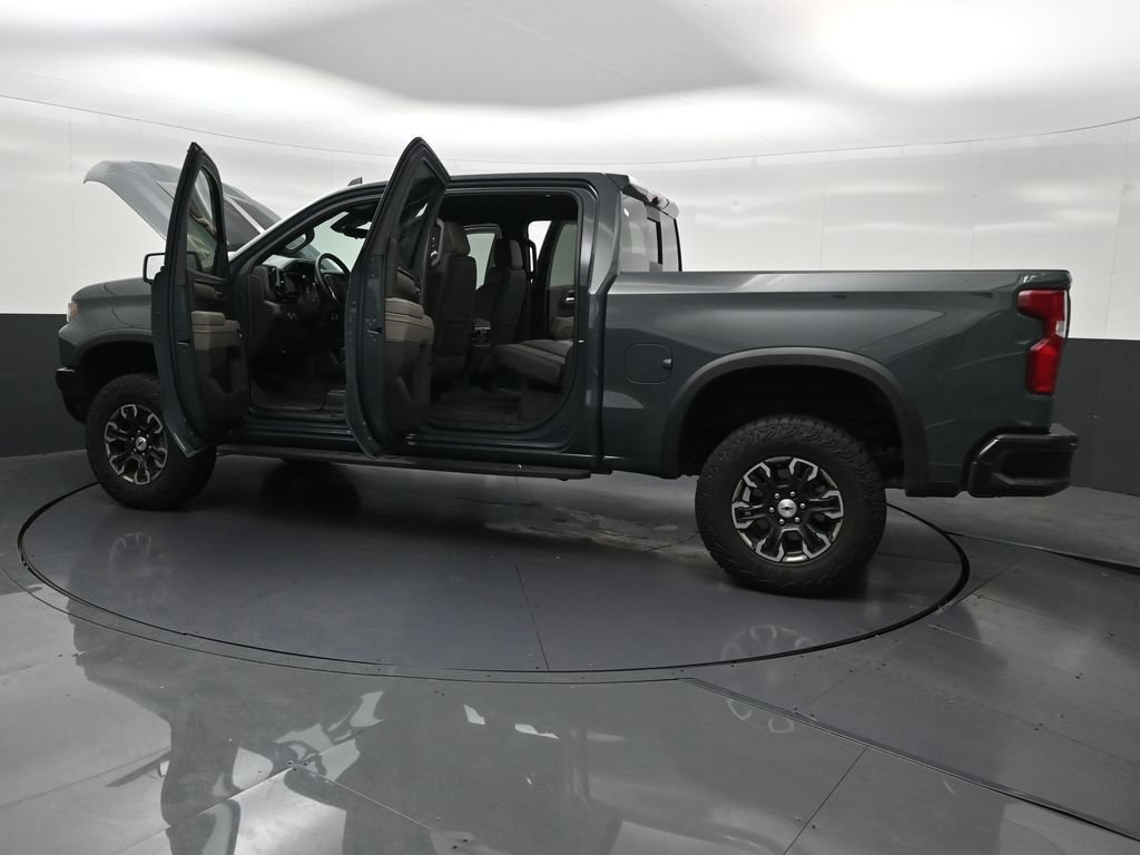 Used 2026 Chevrolet Silverado 1500 ZR2 w/ LPO, Dark Essentials Package AWD/4WD image 35