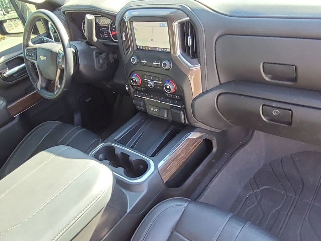 Used 2023 Chevrolet Silverado 3500 High Country image 36